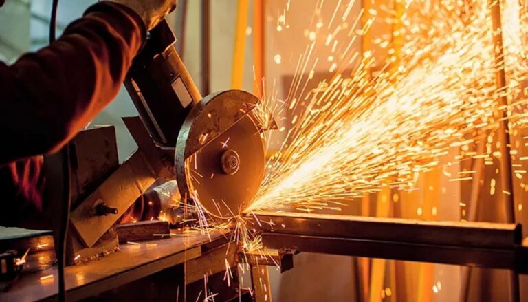 Metalúrgicas en rojo: la actividad sigue cayendo y no logra recuperar terreno